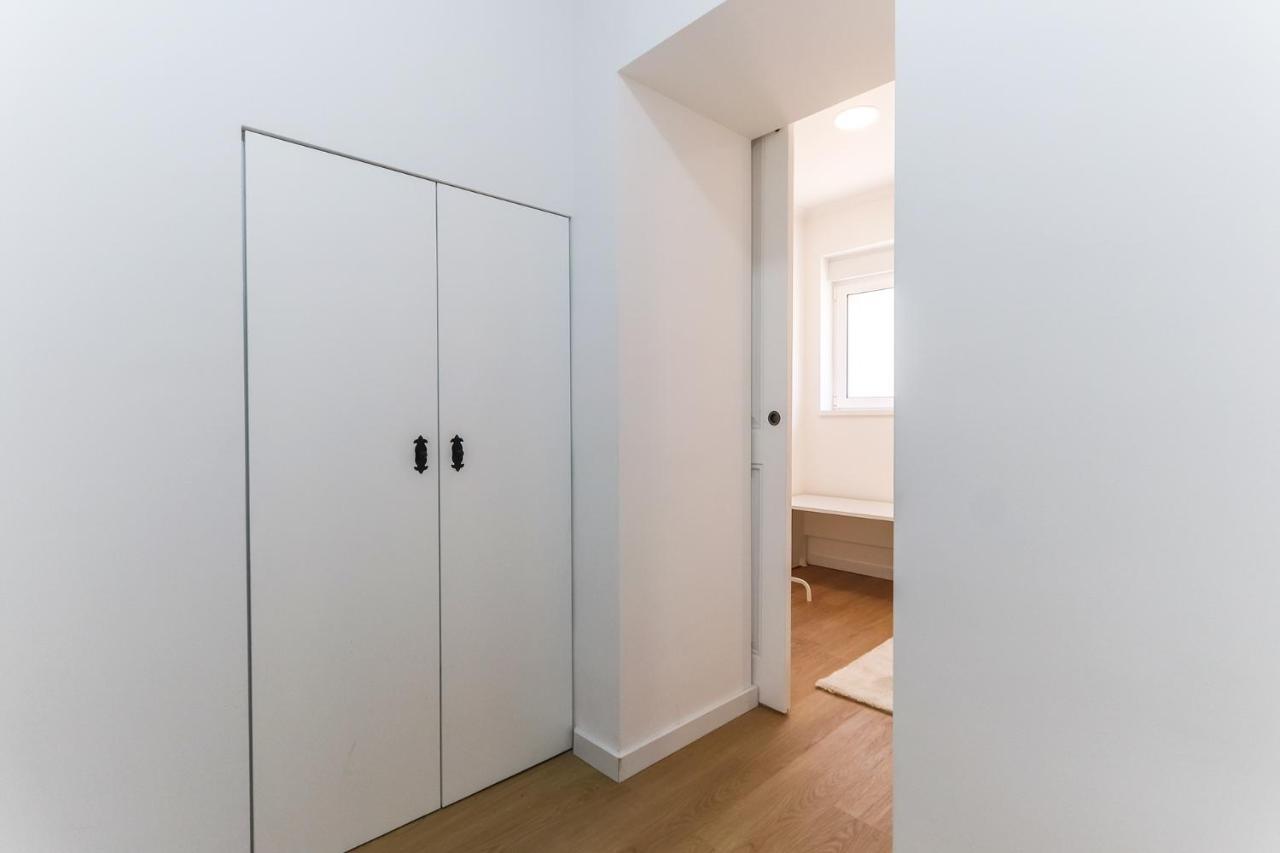 Portucale ! Stylish Campo Ourique Apartment *