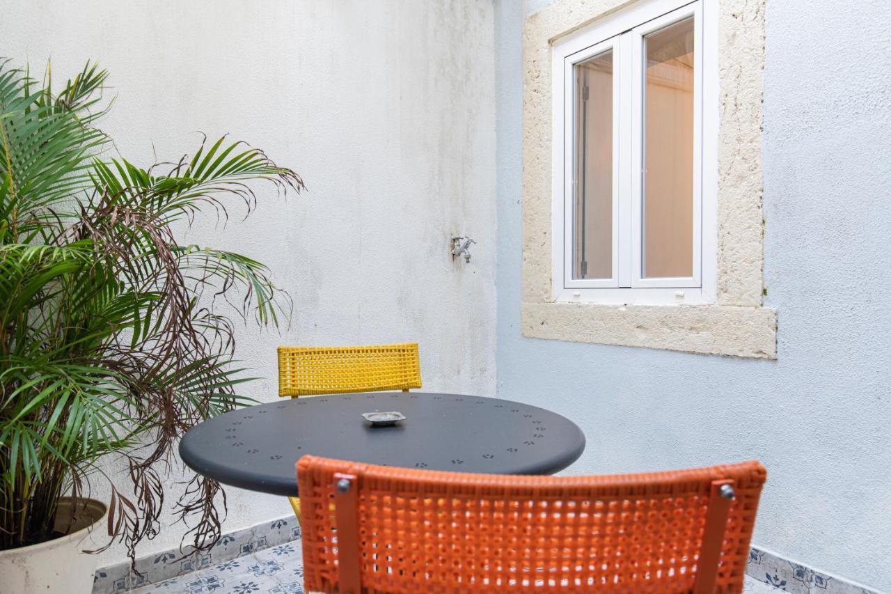 Cozy & Lovely W/ Patio By Lovelystay
