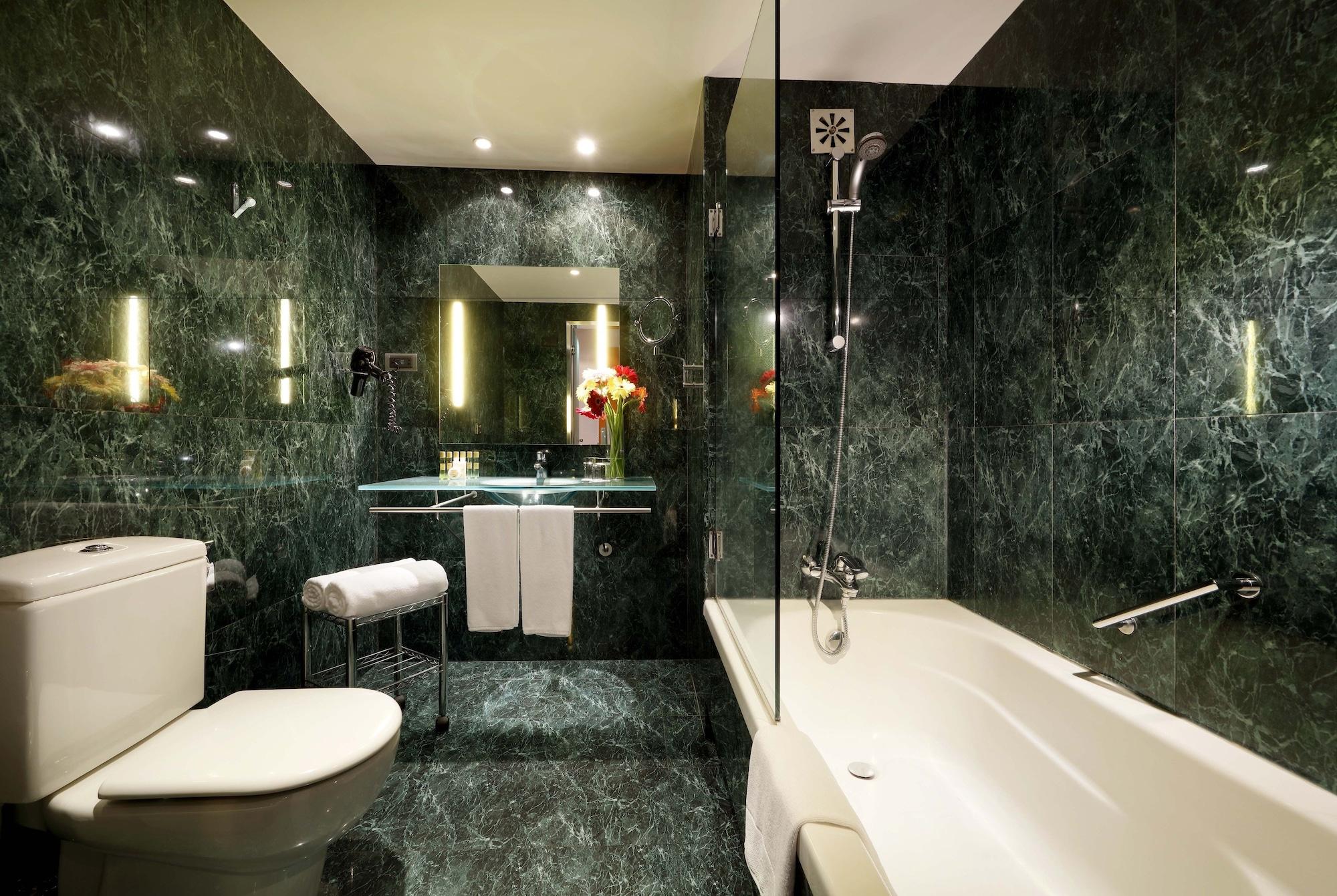 Eurostars Parque 4* Lisbon
