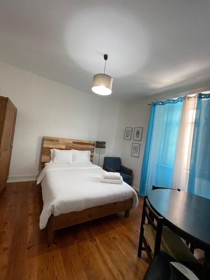 Retro M2 R4 - Lovely Double With Shared Bathroom Casa de hóspedes Lisboa