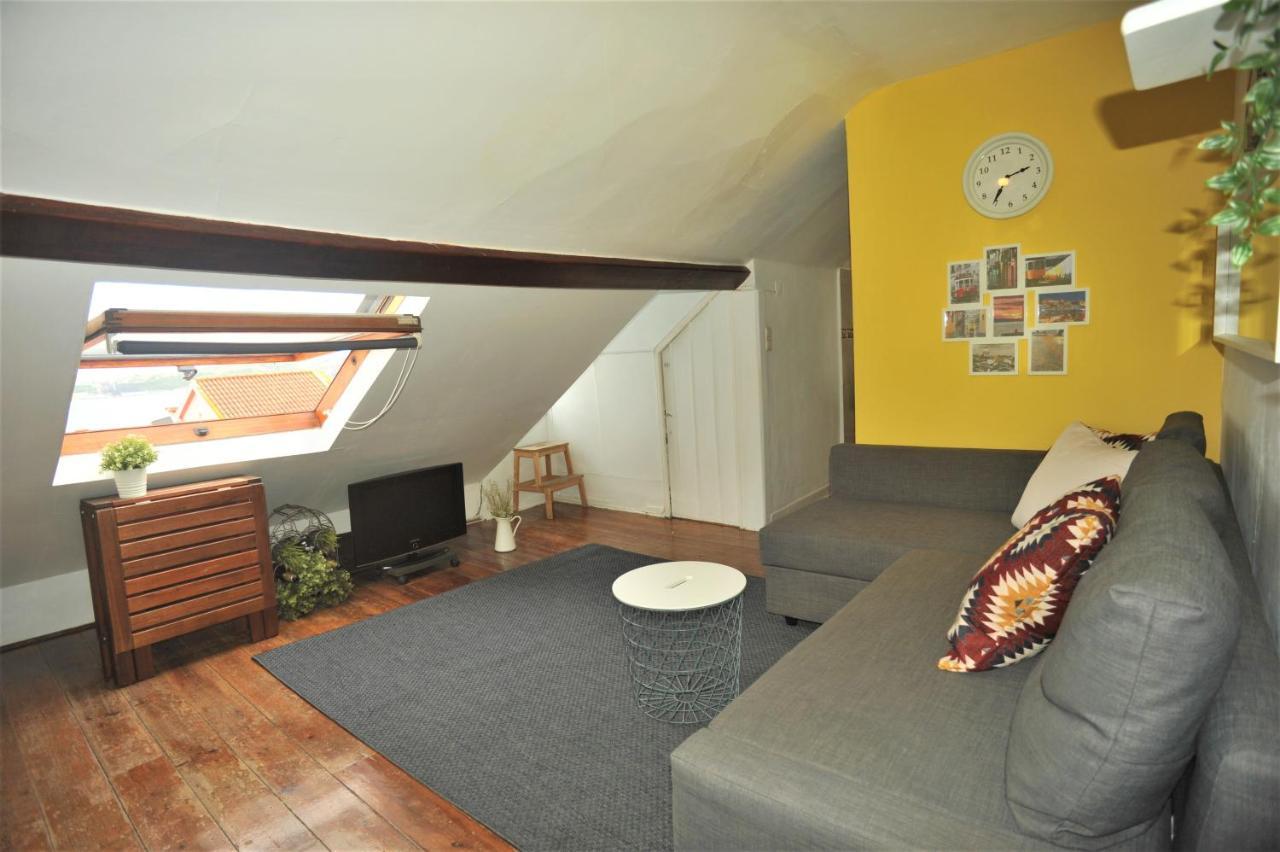 Santos - Upper Loft With River View Apartment