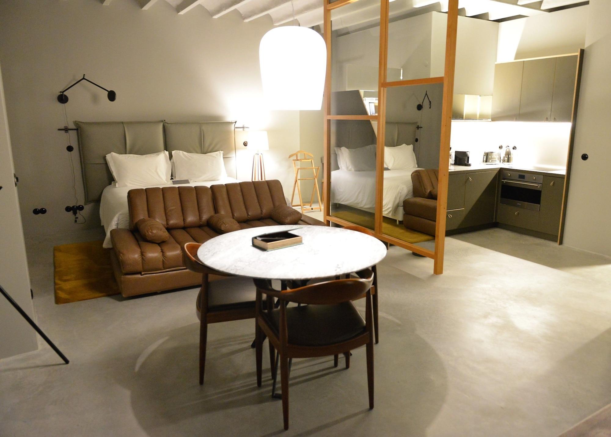 Raw Culture Arts & Lofts Bairro Alto Apartment