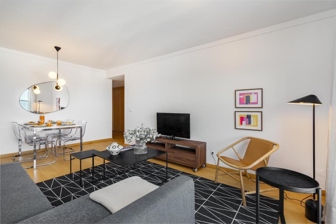 Apartment Whome Panoramic View With Elevator, Ac, Garage Perfect For Families & Business Travellers