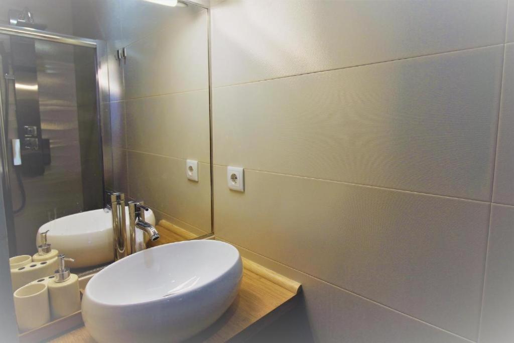 Apartment Flh Santa Catarina Lovely Flat Lisbon