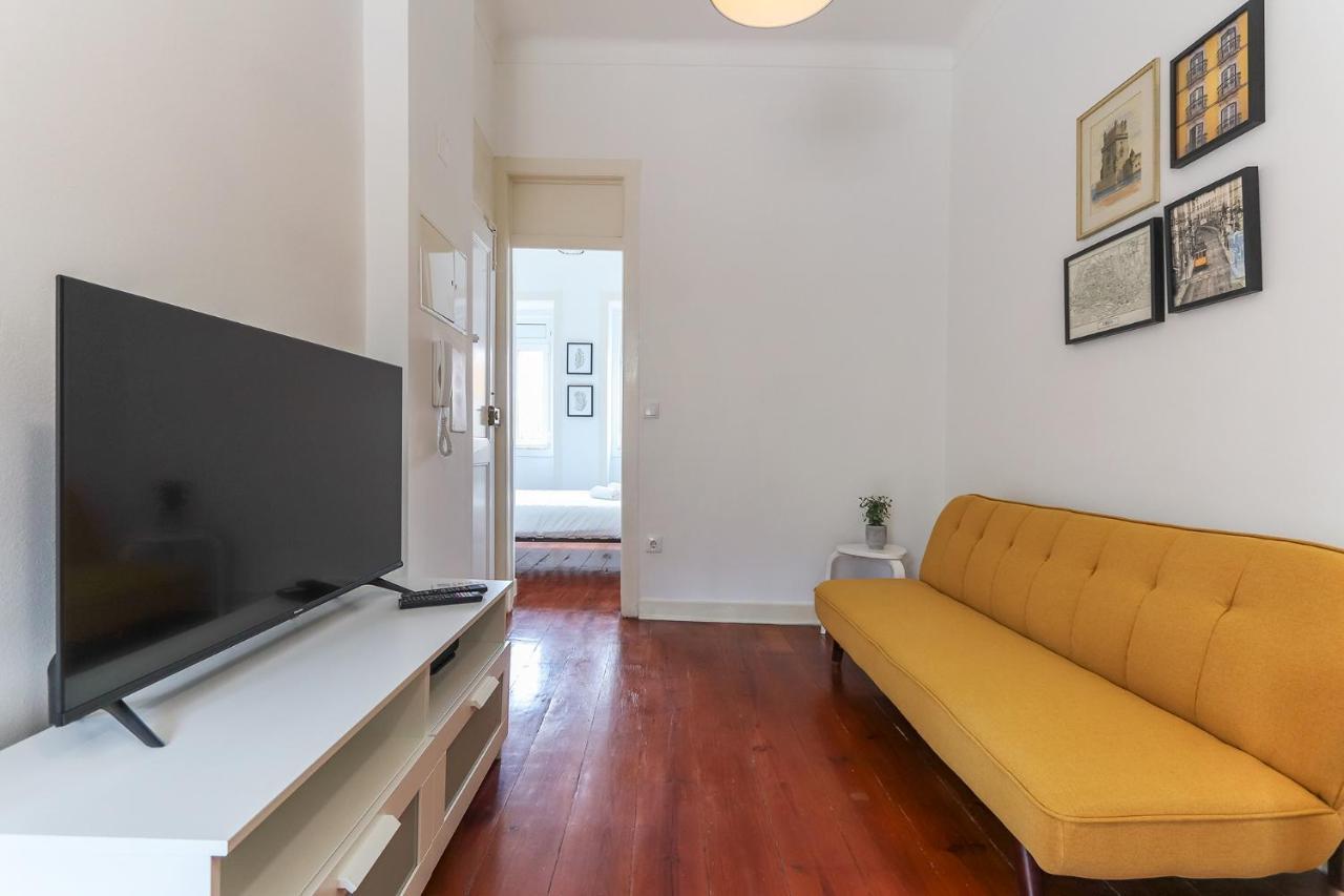Apartment Portucale ! Stylish Campo Ourique Lisbon