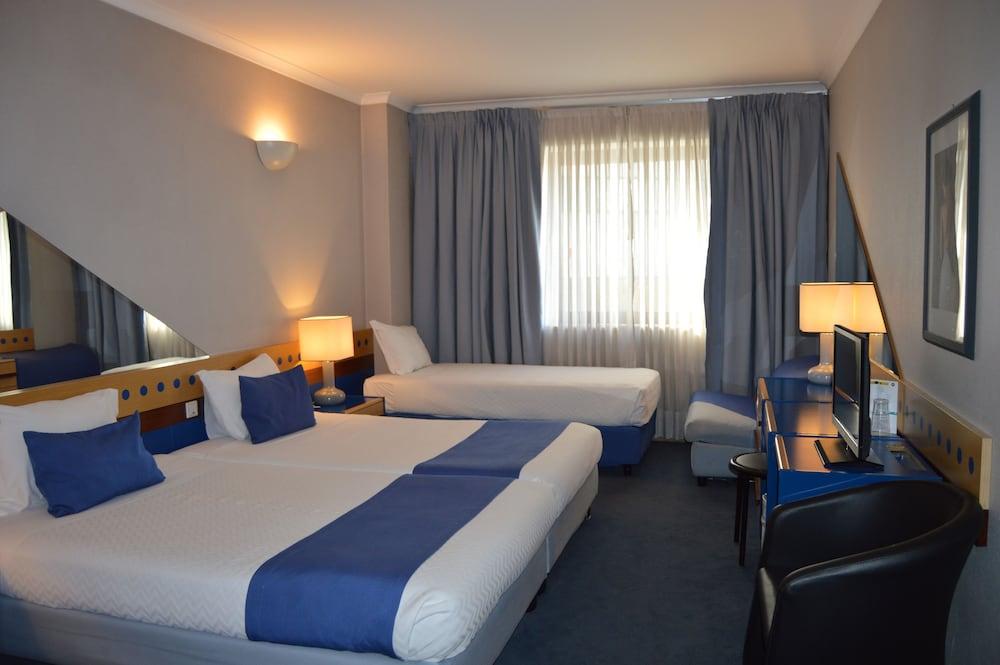 3k Barcelona Hotel 4*
