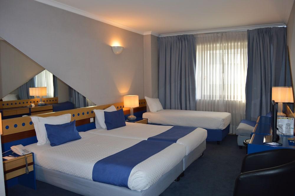3k Barcelona Hotel 4*