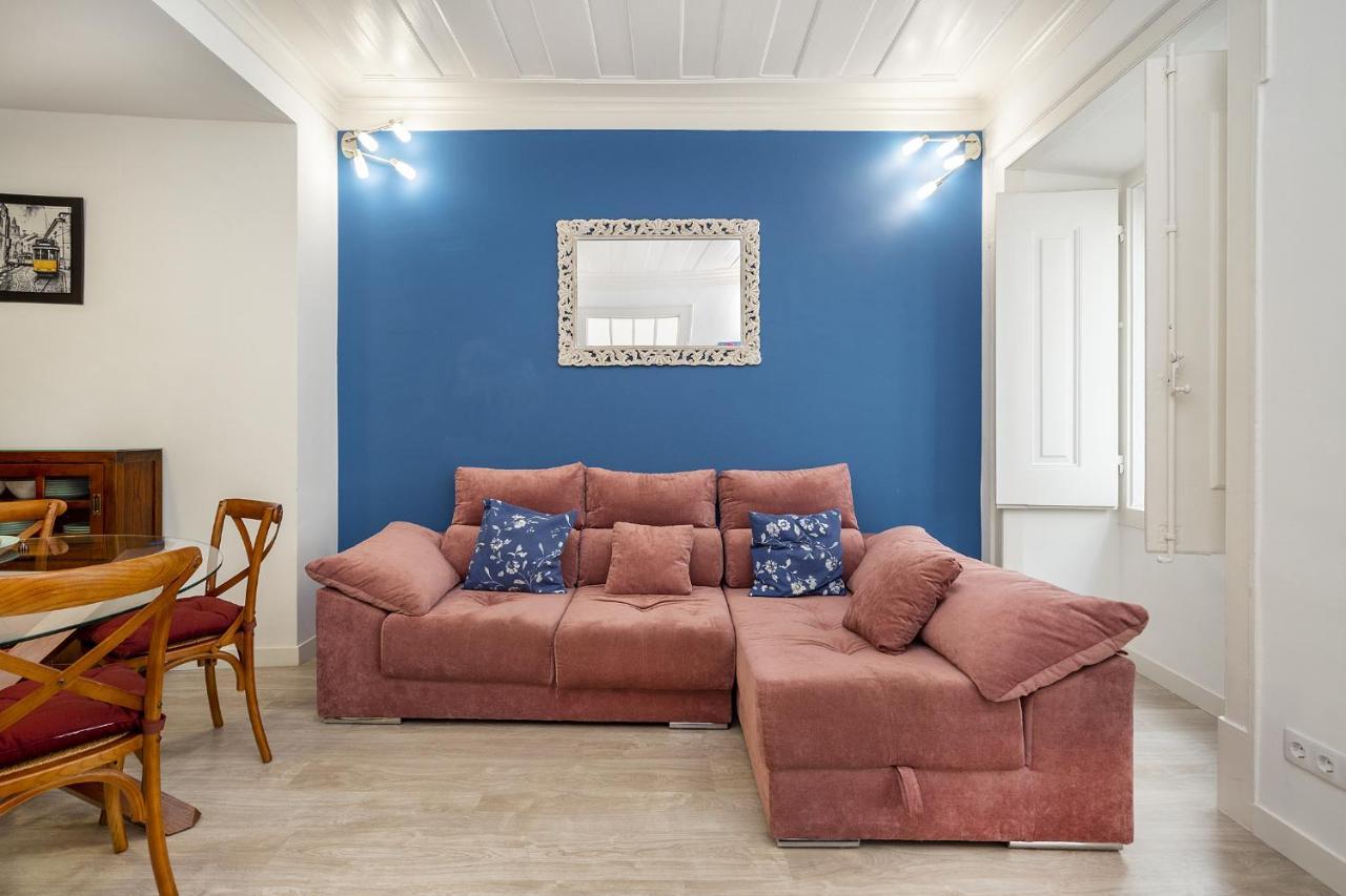 Whome Bairro Alto 2-bed Location Fully Equipped *