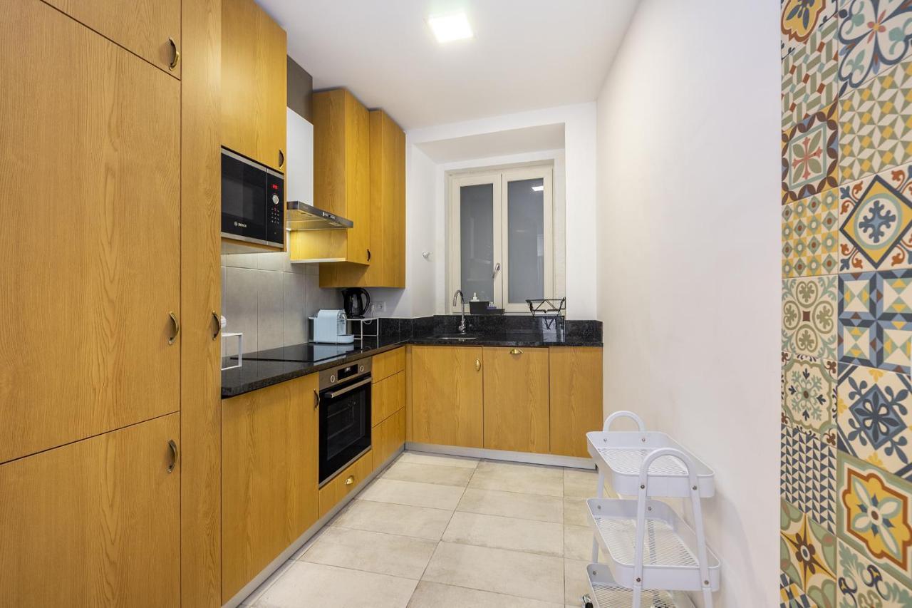 Whome Bairro Alto 2-bed Location Fully Equipped