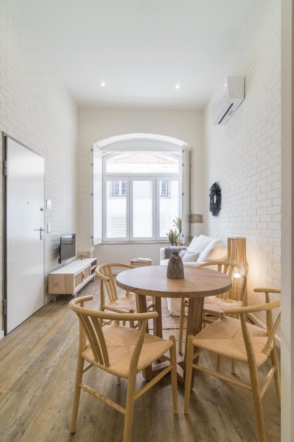 Casa Boma - Design With Private Vegetal Terrace - Lapa Vii Apartment *