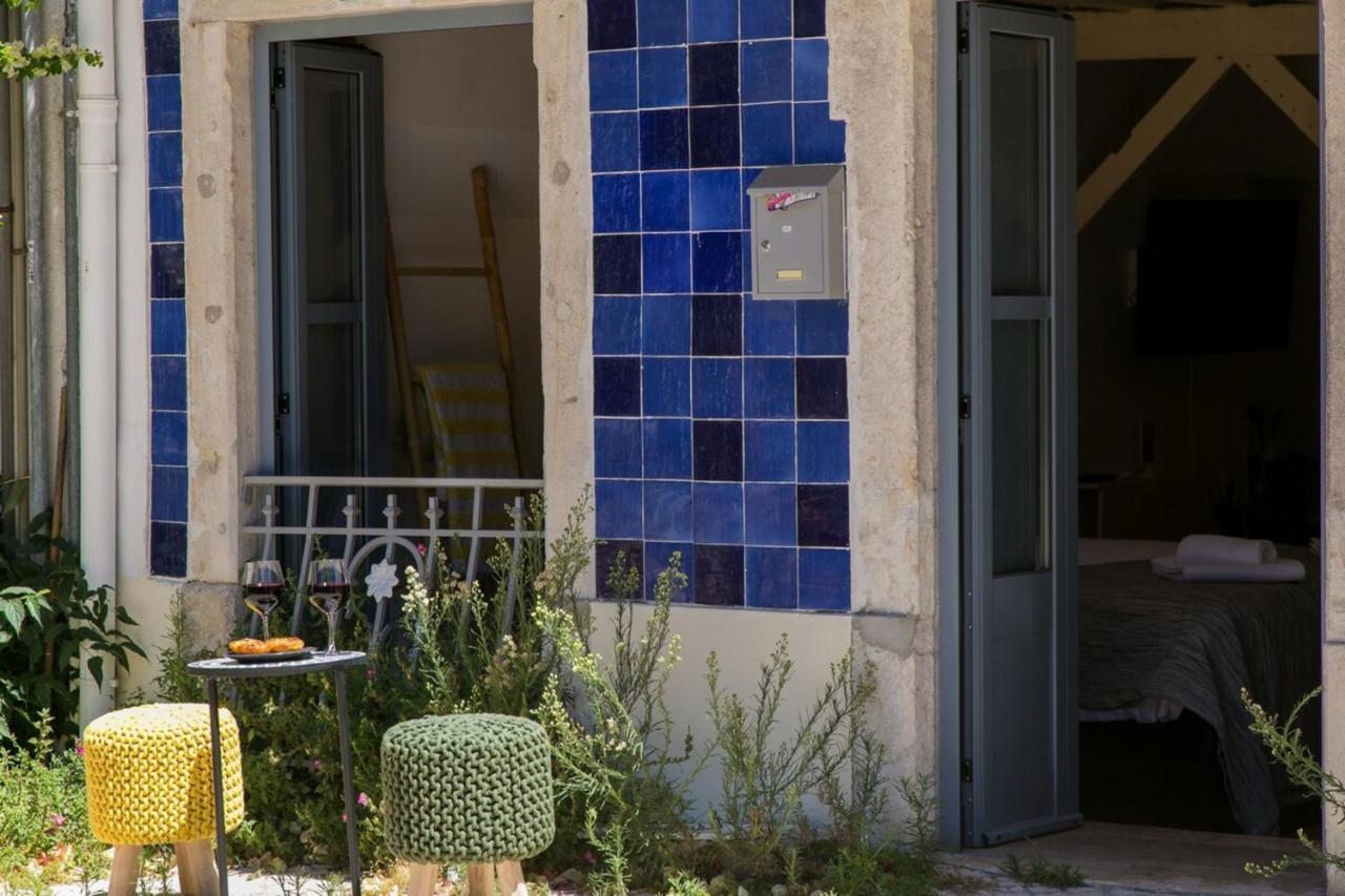 Original Photographers Studio In Alcantara *