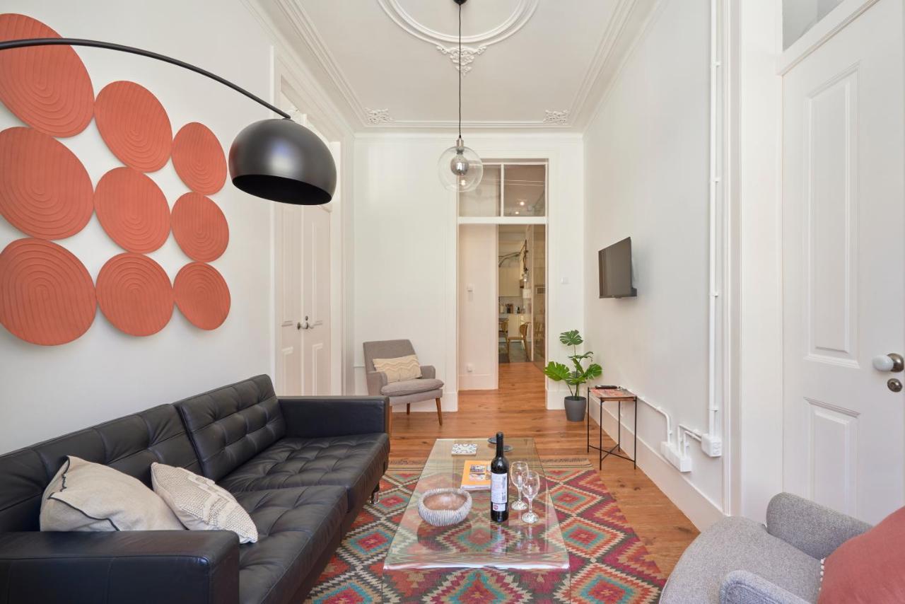 Sunny Pink Street Historical Apt, By Timecooler Apartment Lisbon