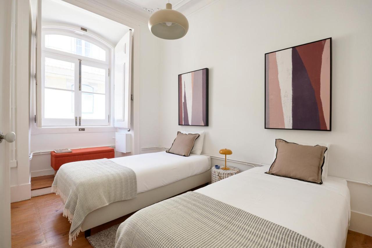 Sunny Pink Street Historical Apt, By Timecooler Apartment Lisbon