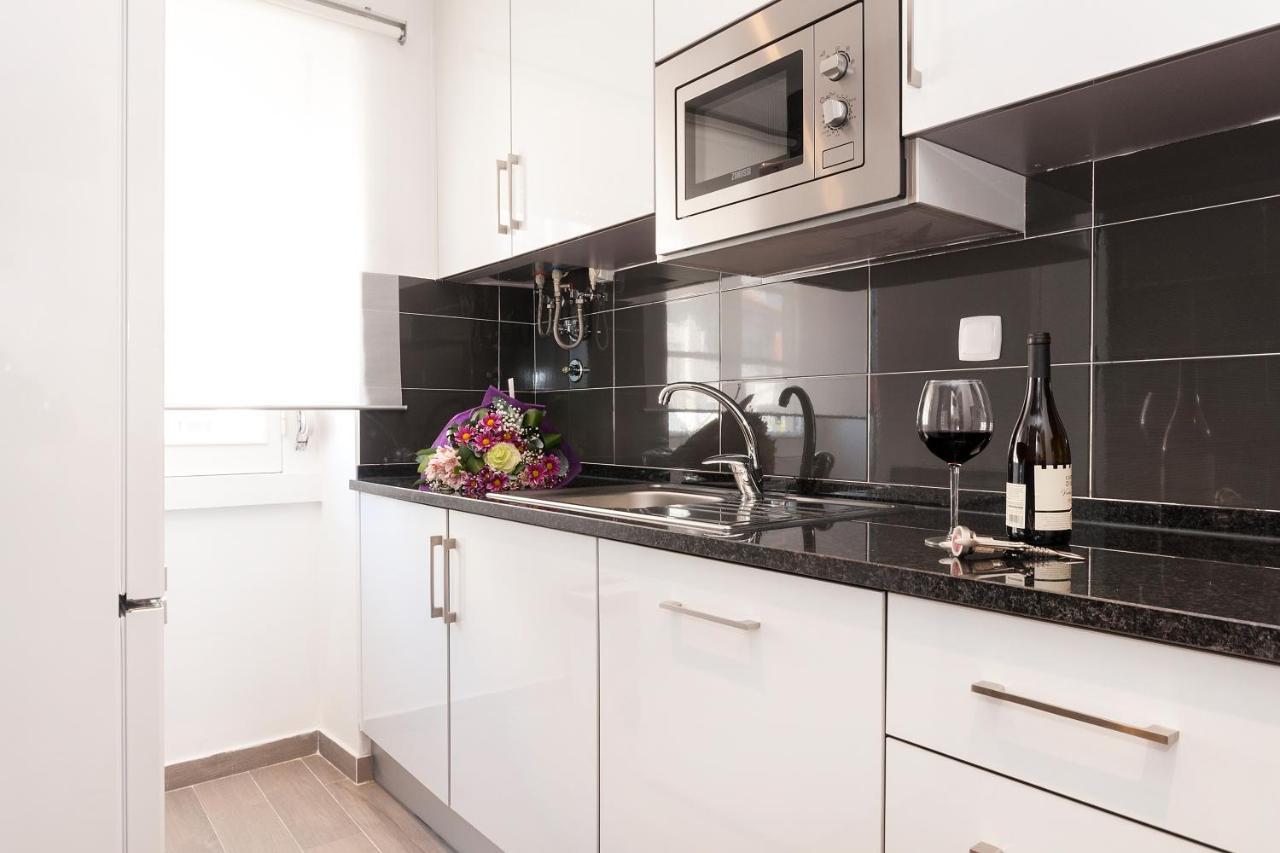 Graca - Castle | Cheese & Wine Apartment *