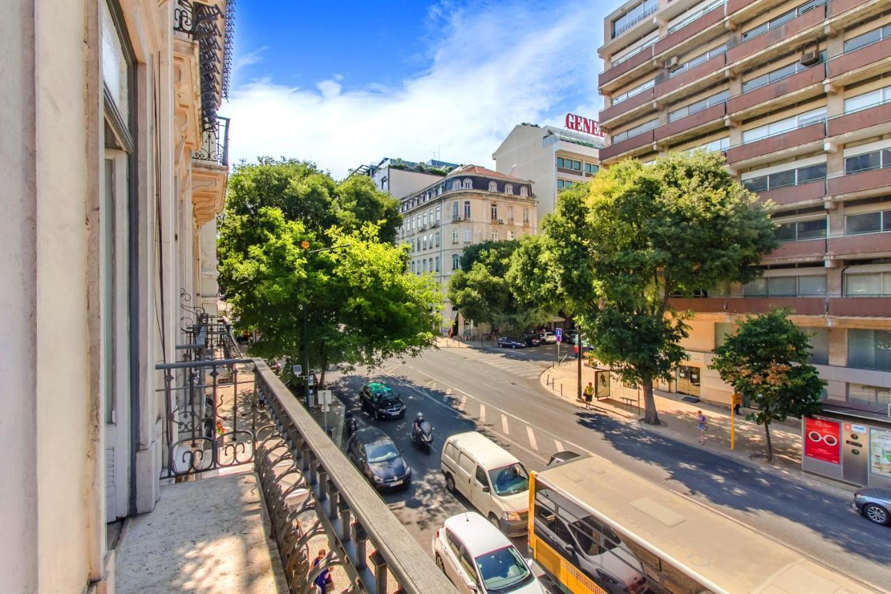 Boulevard Apartment