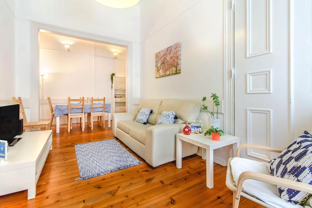 Boulevard Apartment