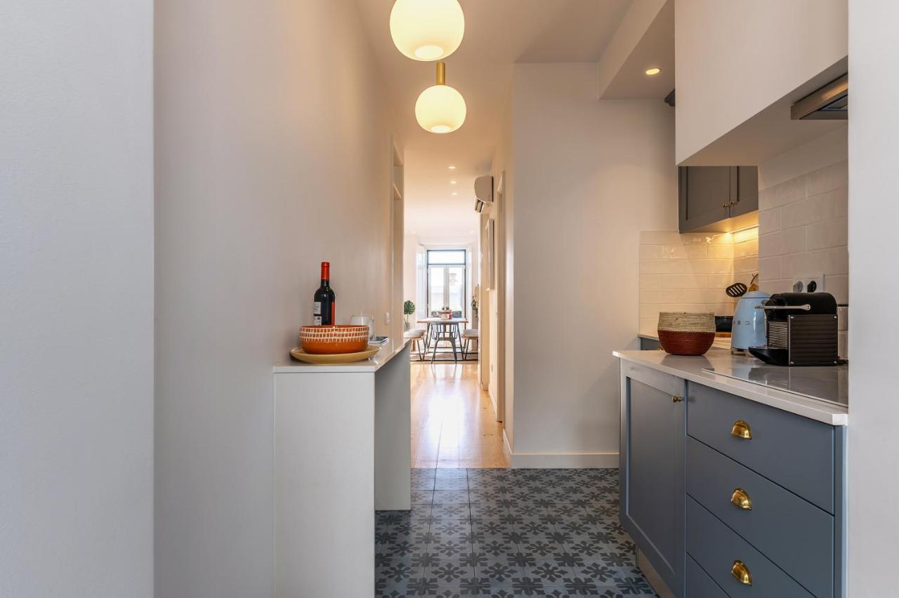 Angelina Vidal Duplex With Terrace Apartment Lisbon
