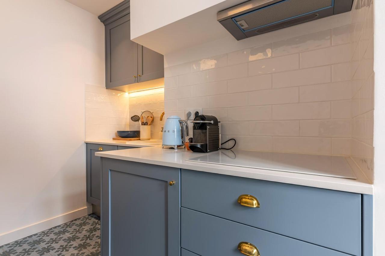 Angelina Vidal Duplex With Terrace