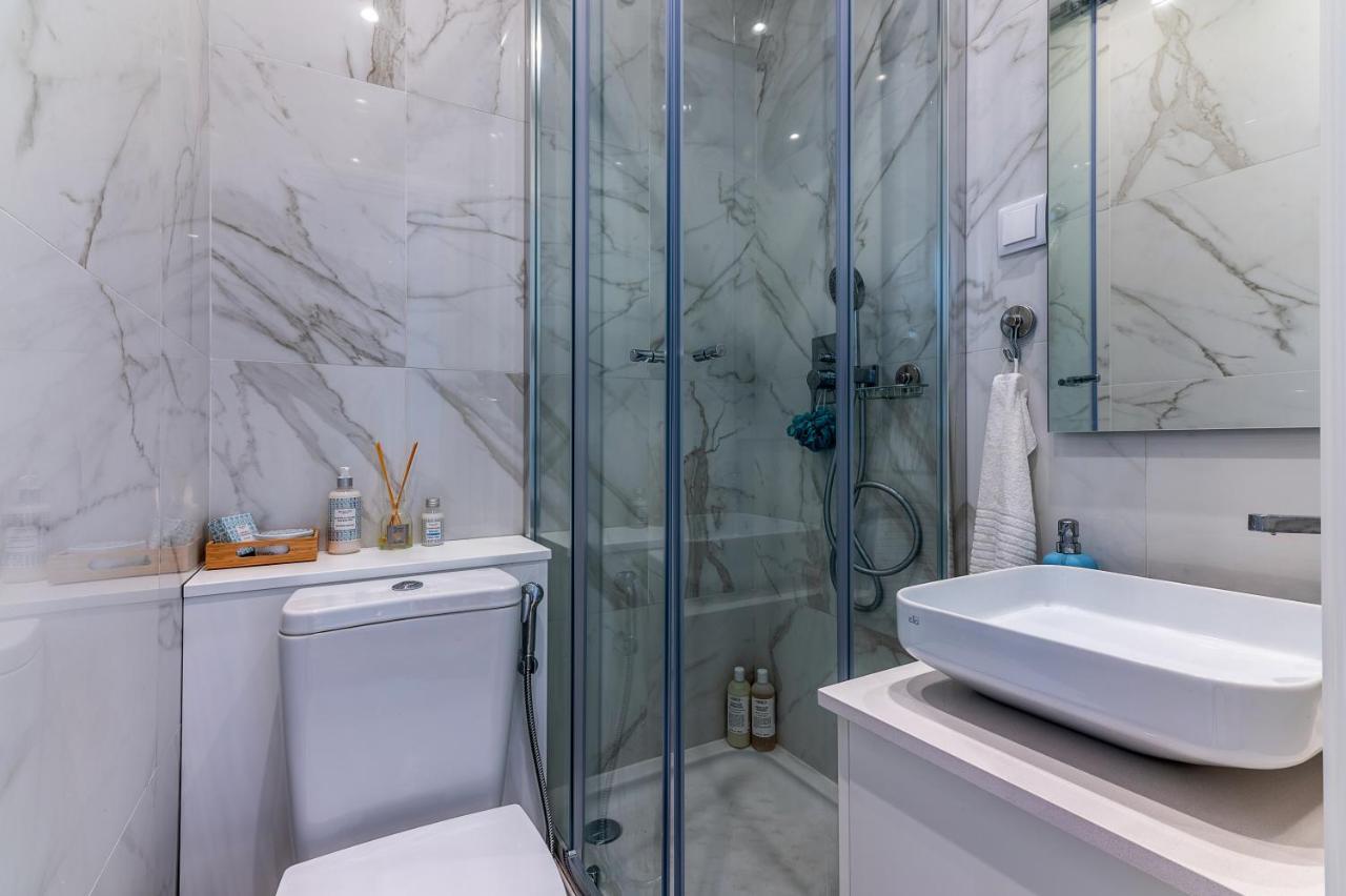 Angelina Vidal Duplex With Terrace Apartment Lisbon