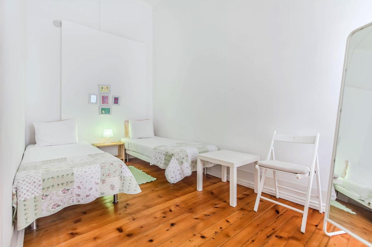 Boulevard Apartment *