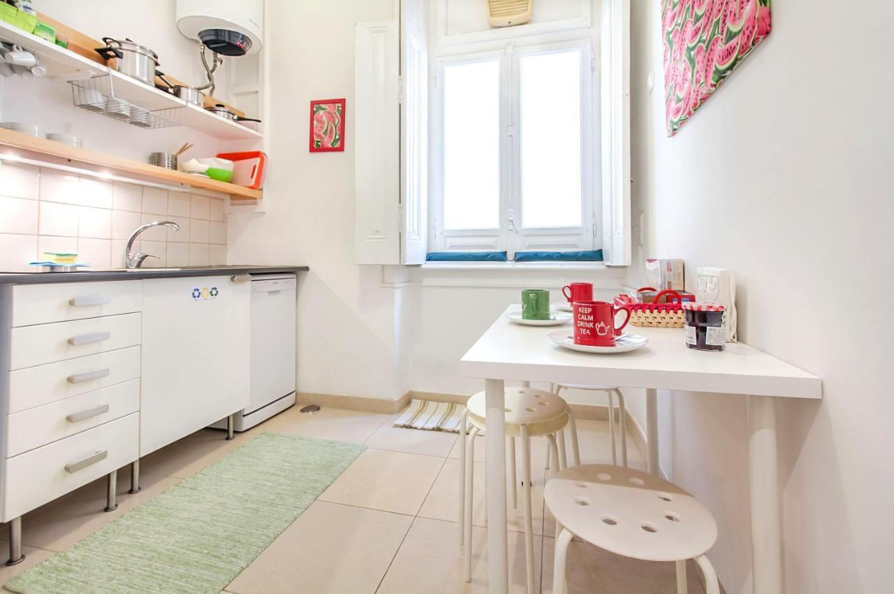 Apartment Boulevard Lisbon