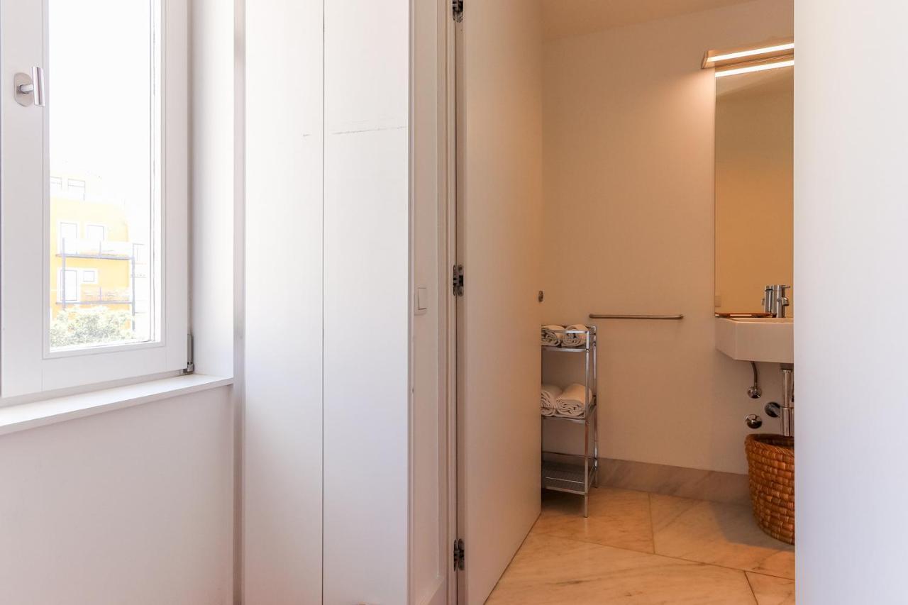 Combro By Homing Apartamento *