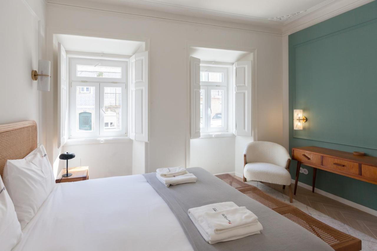Flh Lapa With Interior Pateo Apartment Lisbon