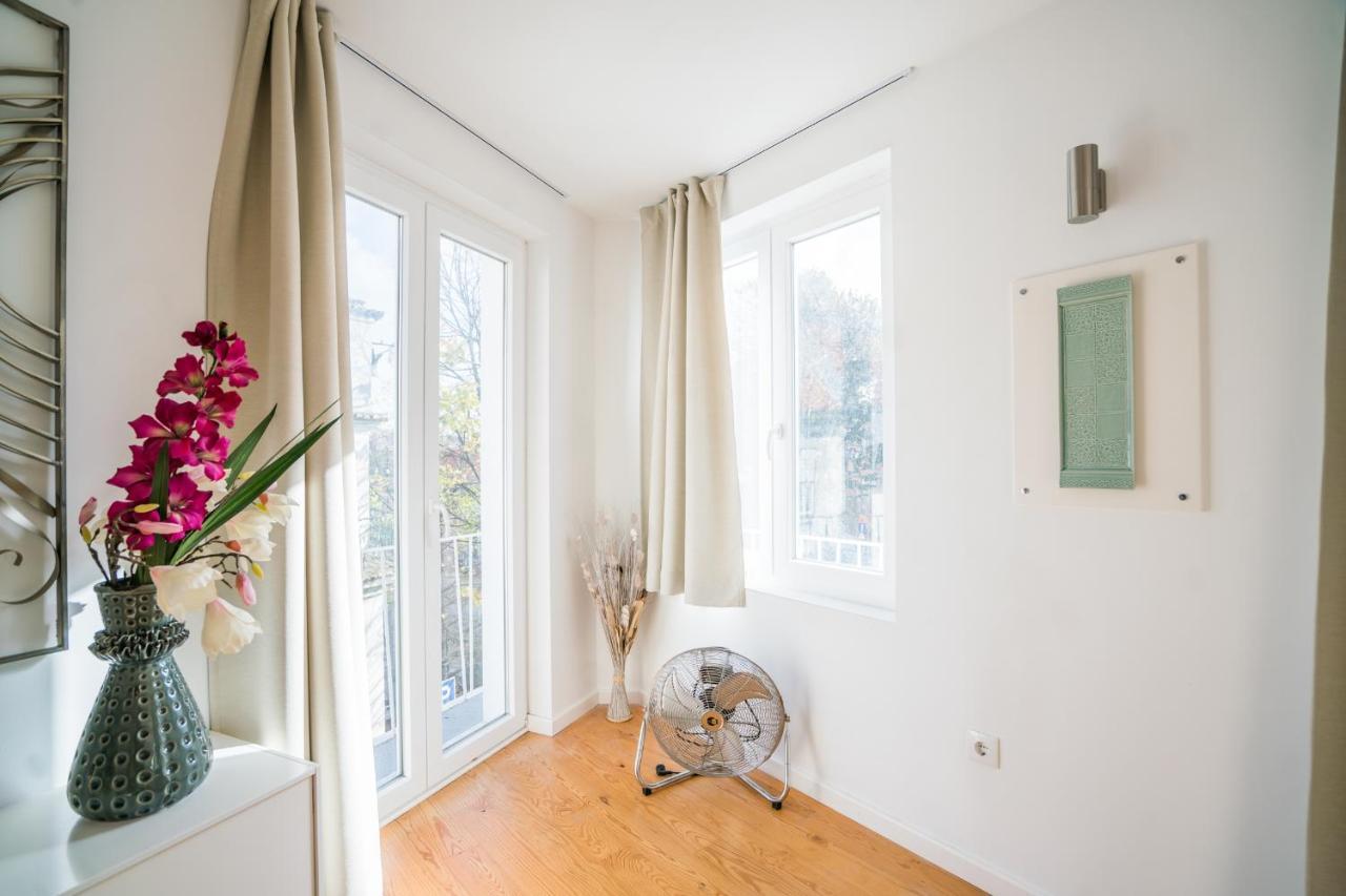 Duplex Ap Location Apartment Lisbon