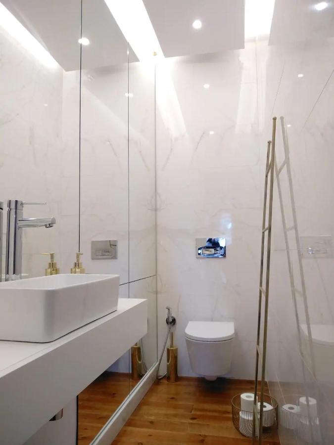 Luxury Beato Trendy Location