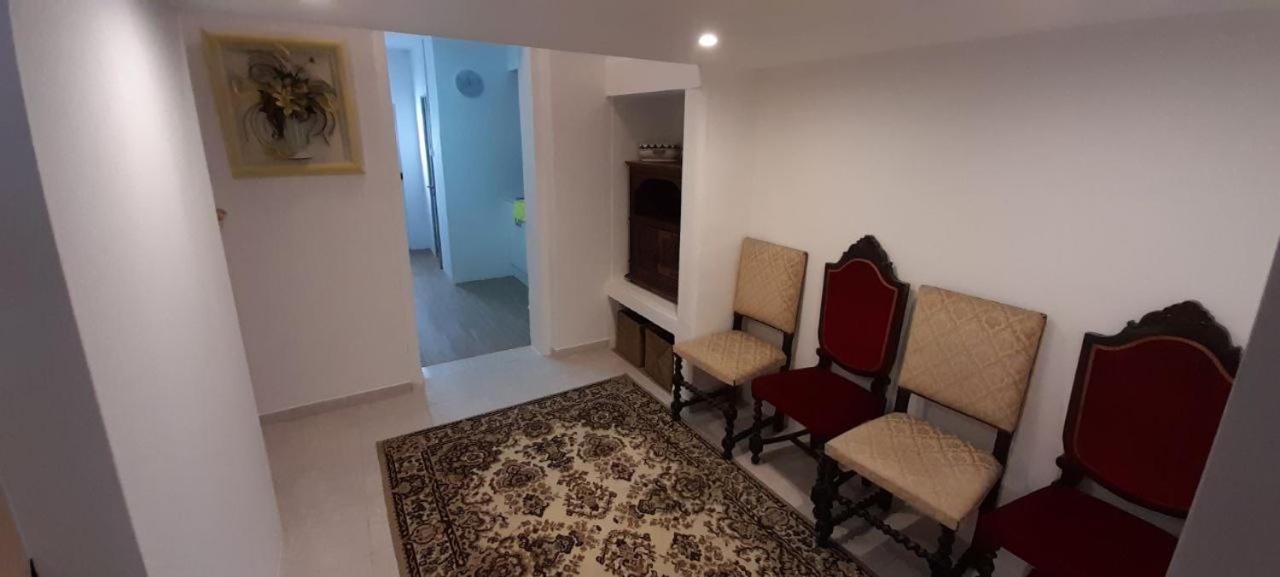 Moradia Em Vila Da Cidade