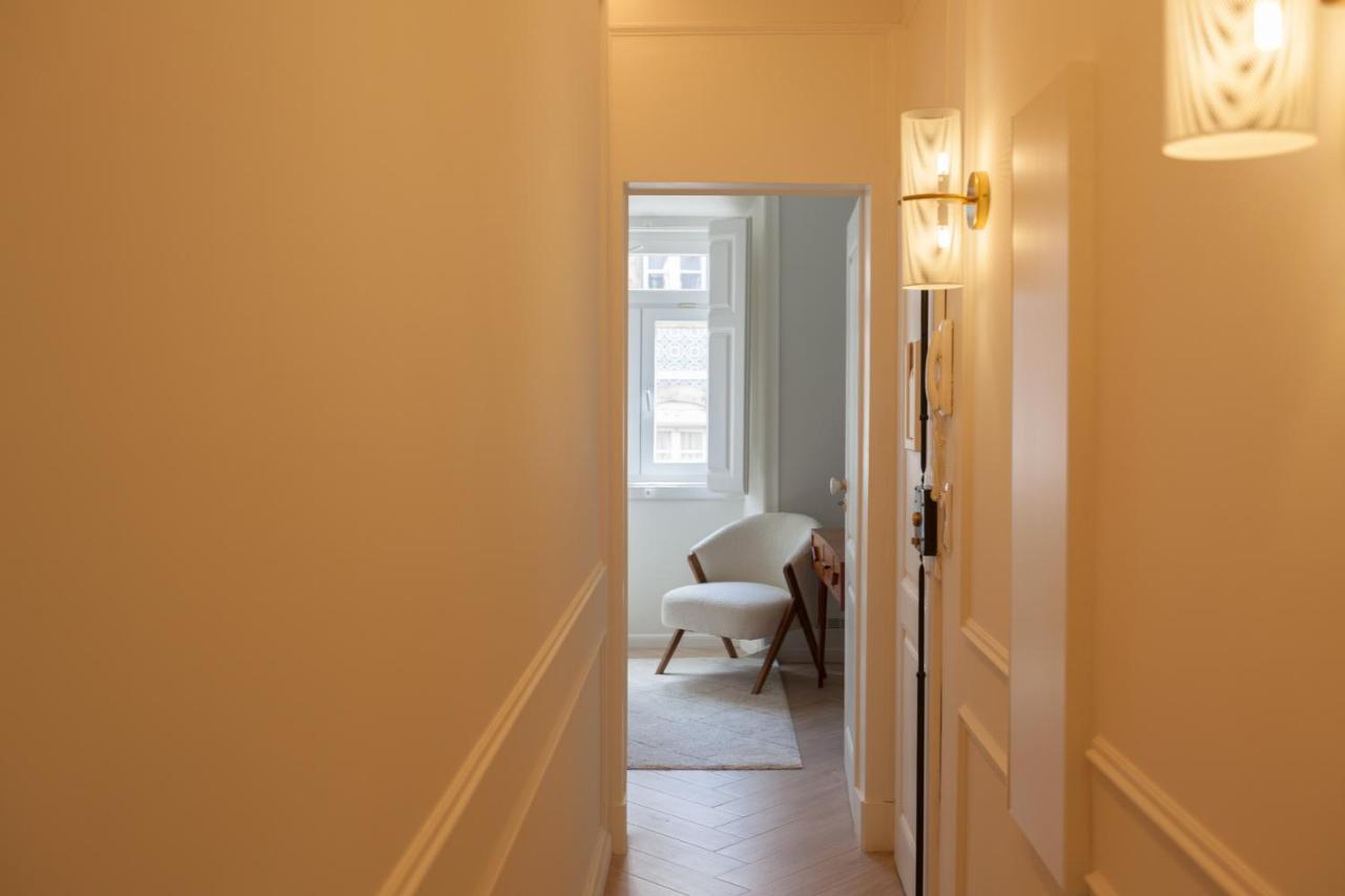 Flh Lapa With Interior Pateo Apartment Lisbon
