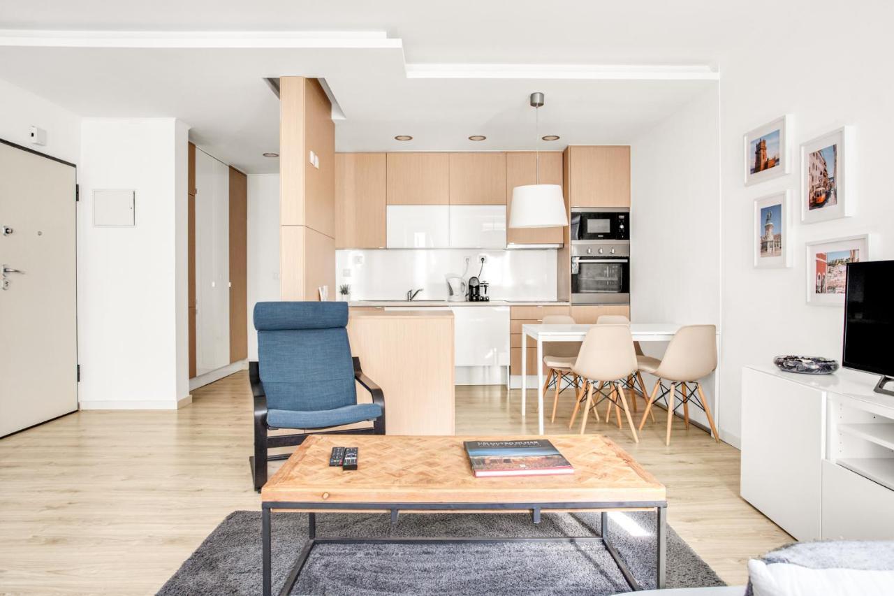 Modern 2 Bedroom In Estrela With Outside Terrace! Amazing For Families, Couples, Friends * Lisbon