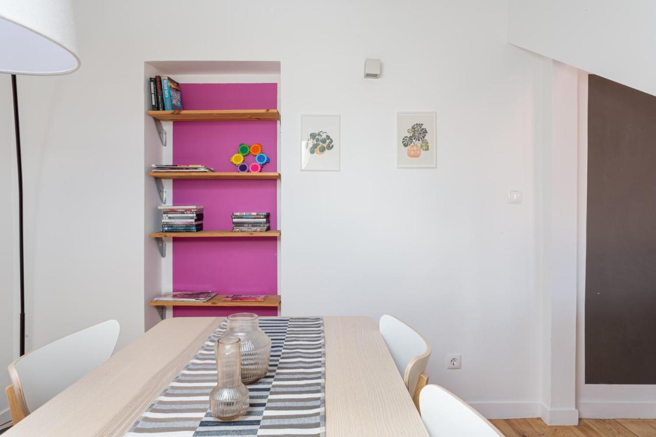 Joivy Stylish 2-bed Apt With Balcony In Lapa, 5mins To National Museum Of Ancient Art Apartment