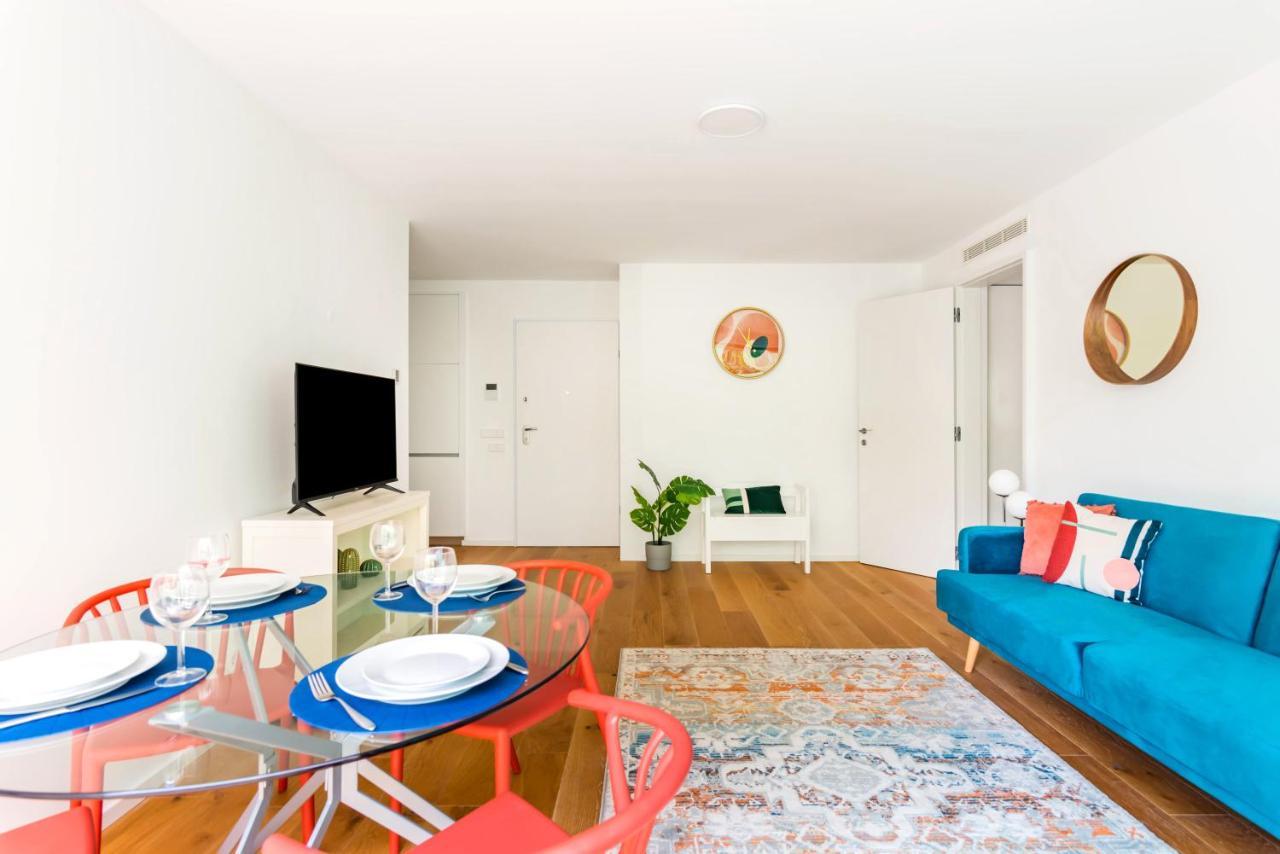 20 Modern Flat *