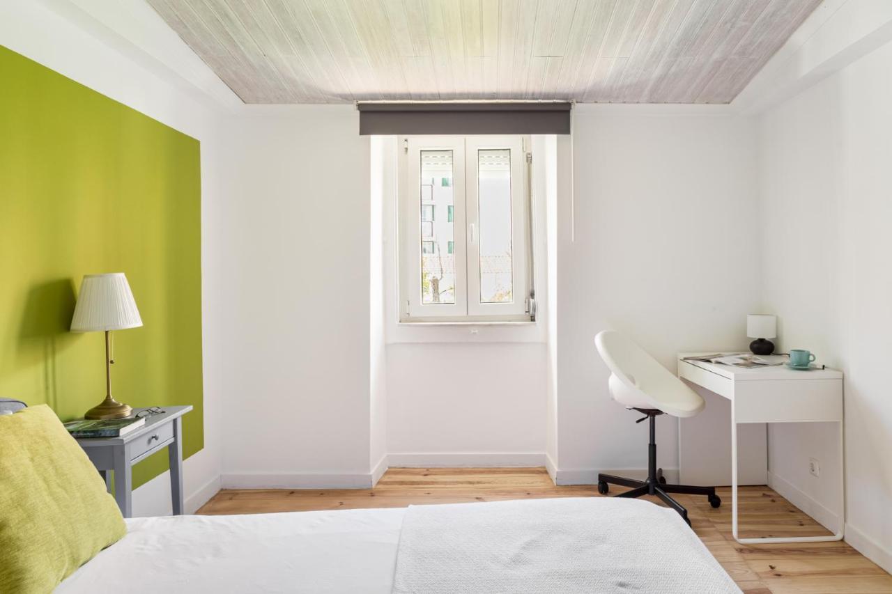 Apartment Joivy Stylish 2-bed Apt With Balcony In Lapa, 5mins To National Museum Of Ancient Art Lisbon