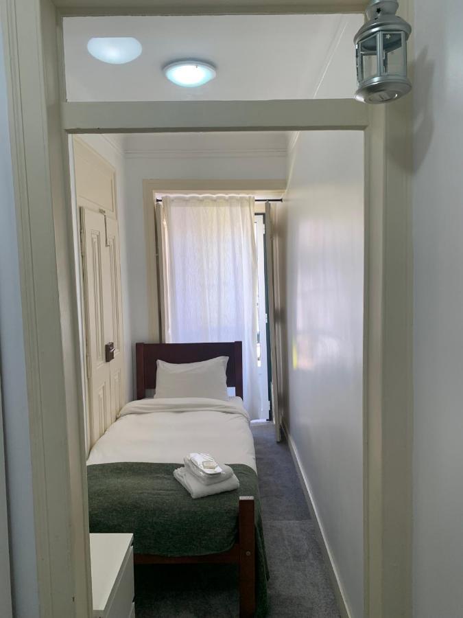 Guest house Sao Lazaro Bhuiyan Family Host Lisbon