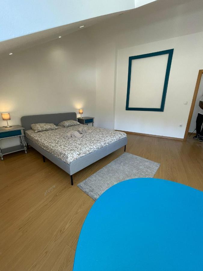 Portucale ! Stylish Campo Ourique Apartment