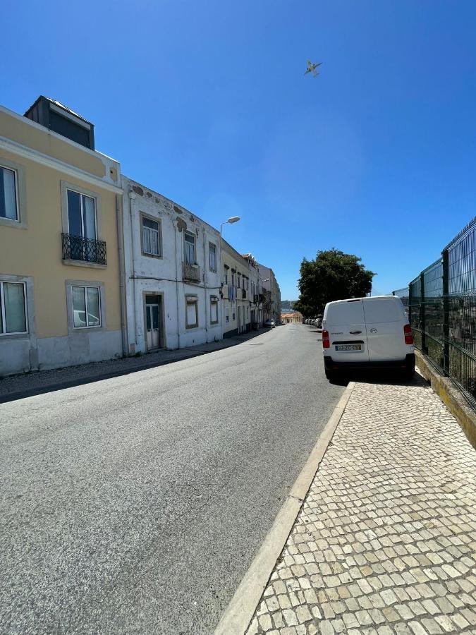 Apartment Portucale ! Stylish Campo Ourique *