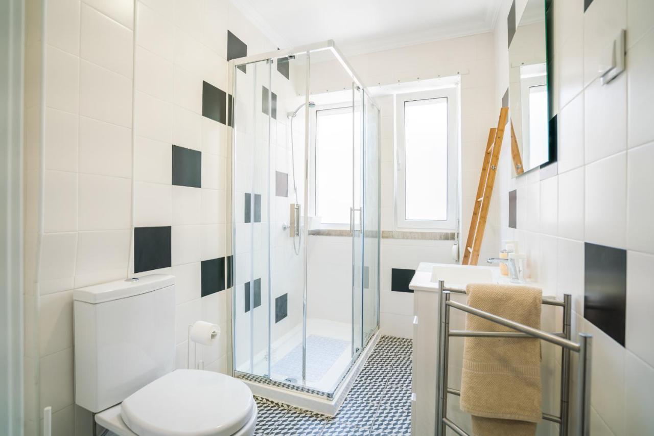 Fonte Luminosa - Great Location Apartamento