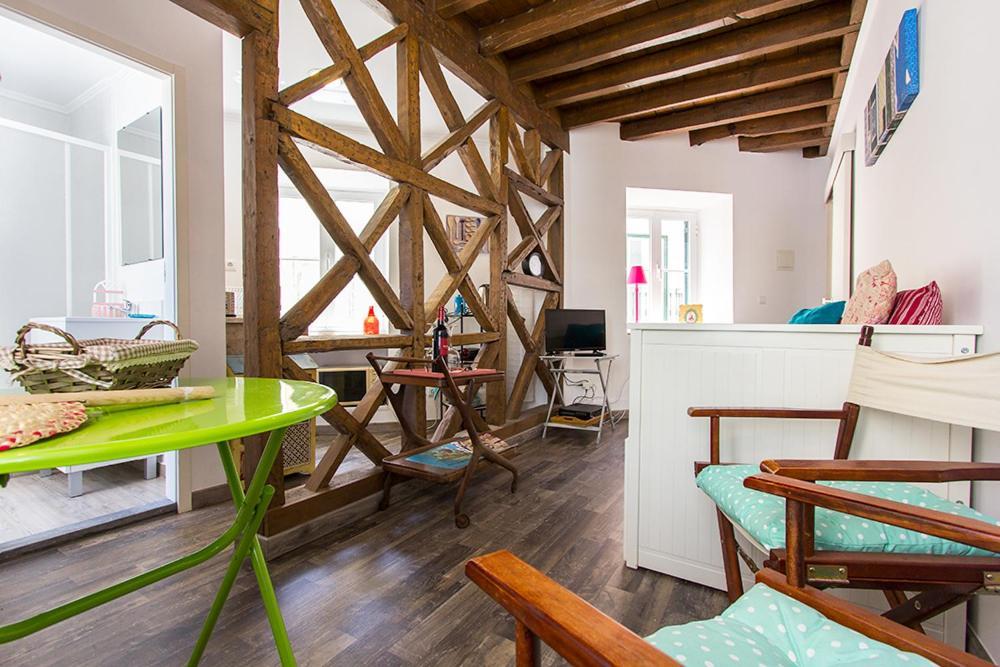 Apartment Madragoa - *
