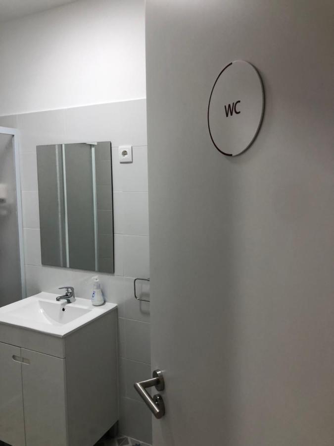 Be Marquês Quarto em Acomodações Particulares *