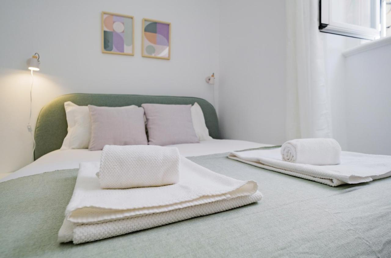 New! Unique 1 Bedroom Apartment- Santa Catarina 42 Apartamento Lisboa