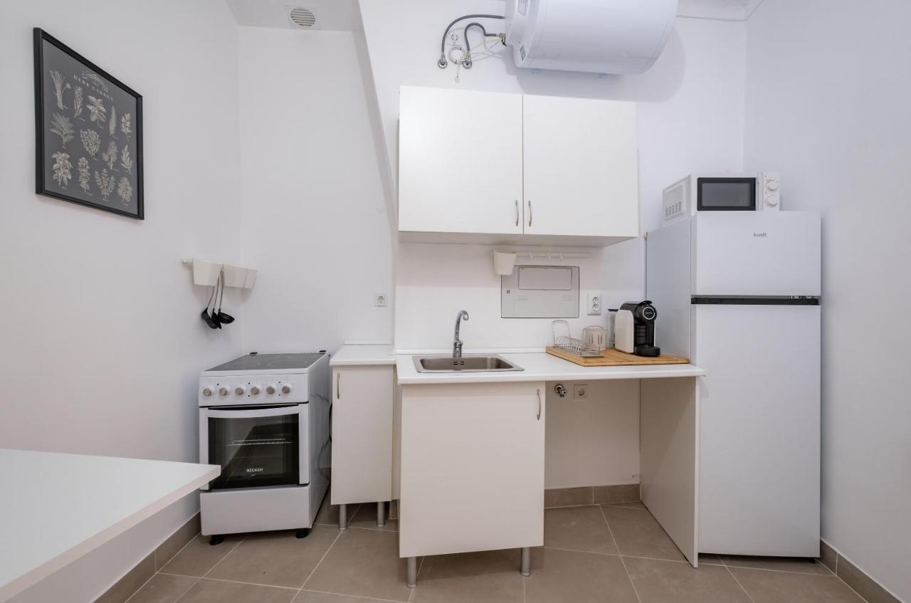 New! Unique 1 Bedroom Apartment- Santa Catarina 42 Apartamento Lisboa