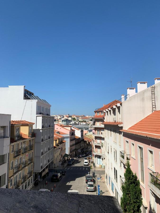 Charming In Principle Real * Lisbon