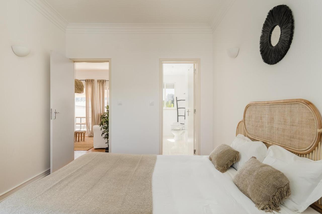 Casa Boma - Lighting With Private Balcony - Campolide I * Lisbon