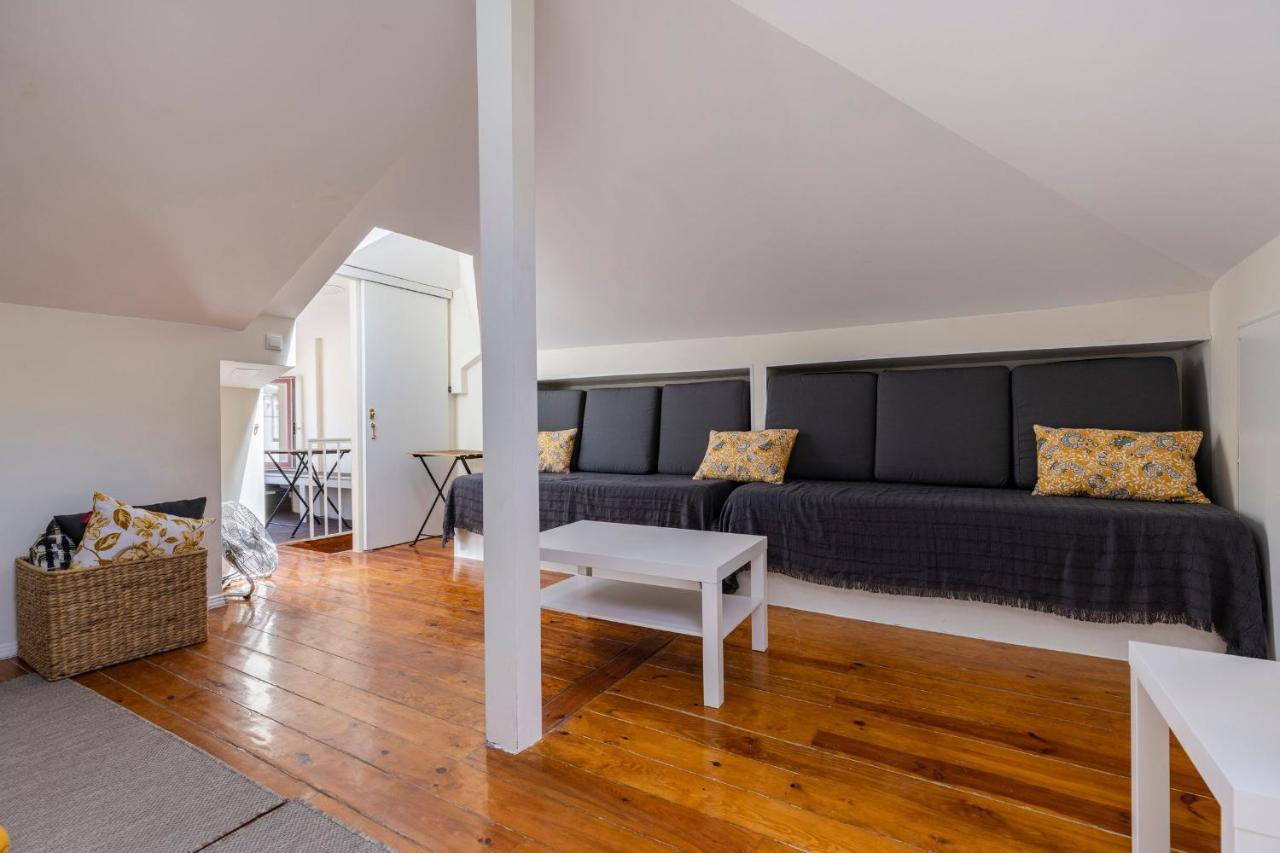 Apartment Gloria's Terrace By Lovelystay Lisbon
