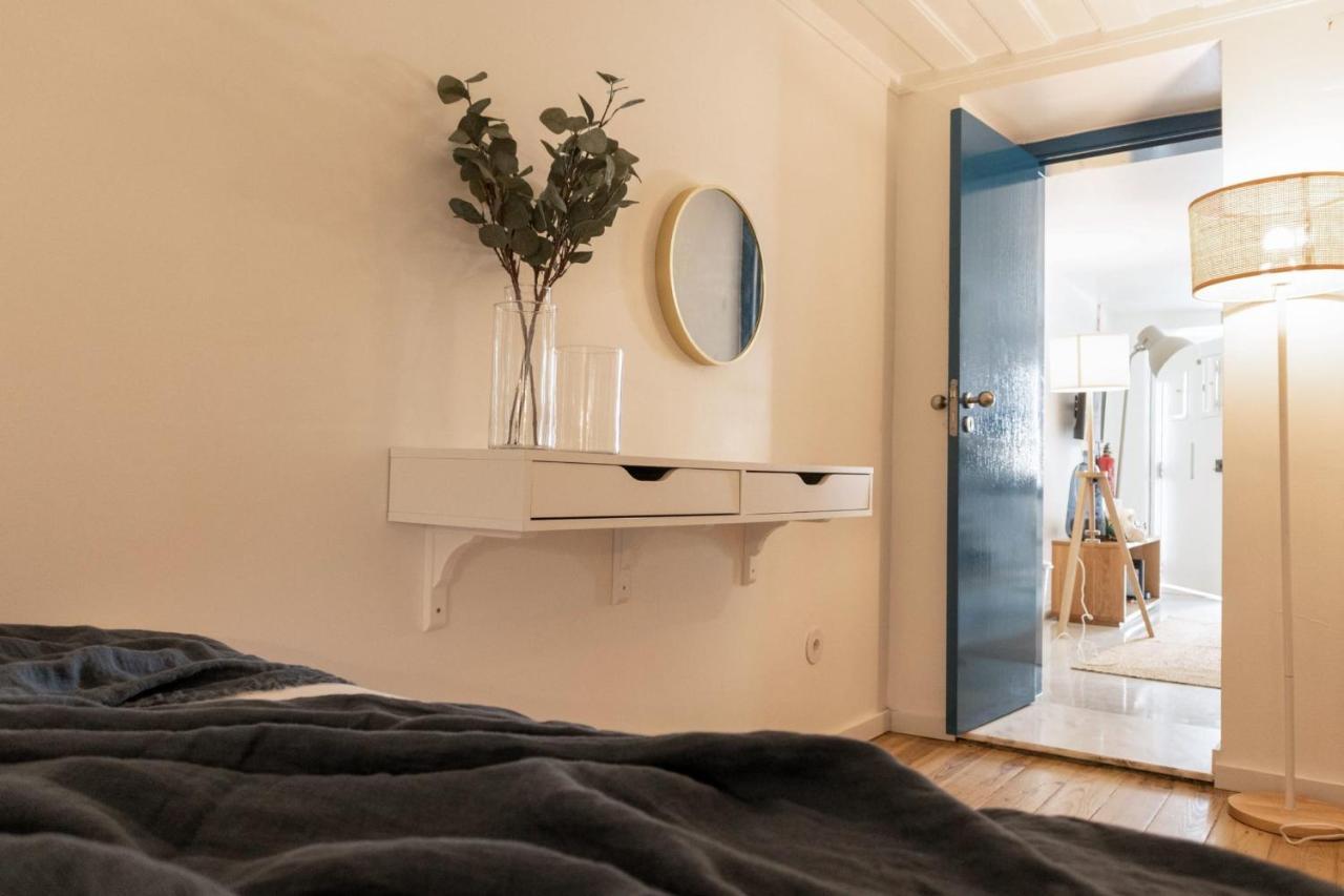 Beautiful 1 Bedroom In Apartment *