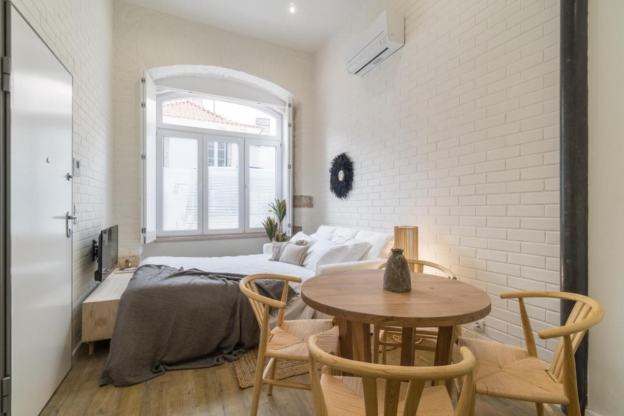 Apartment Casa Boma - Design With Private Vegetal Terrace - Lapa Vii Lisbon