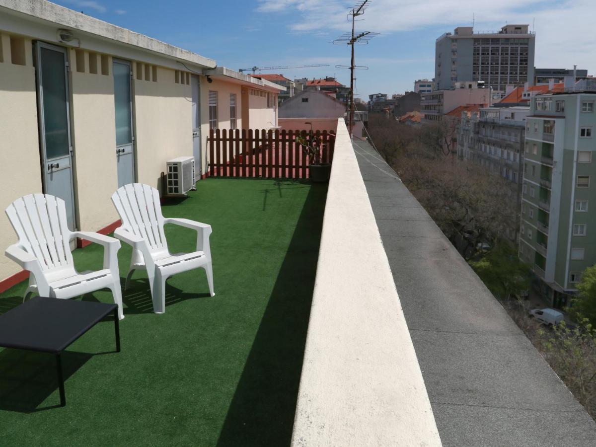 Mesa E Casa Encantada *