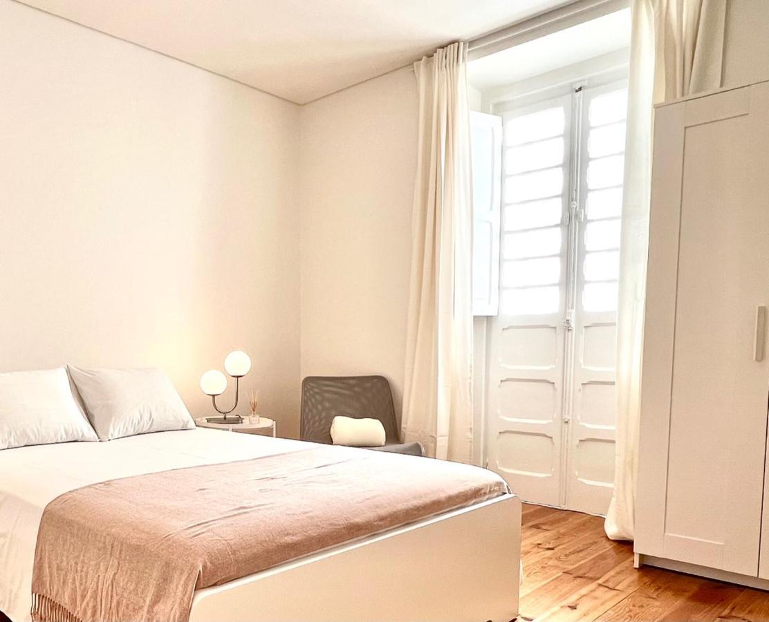 Portugalia Apartment *
